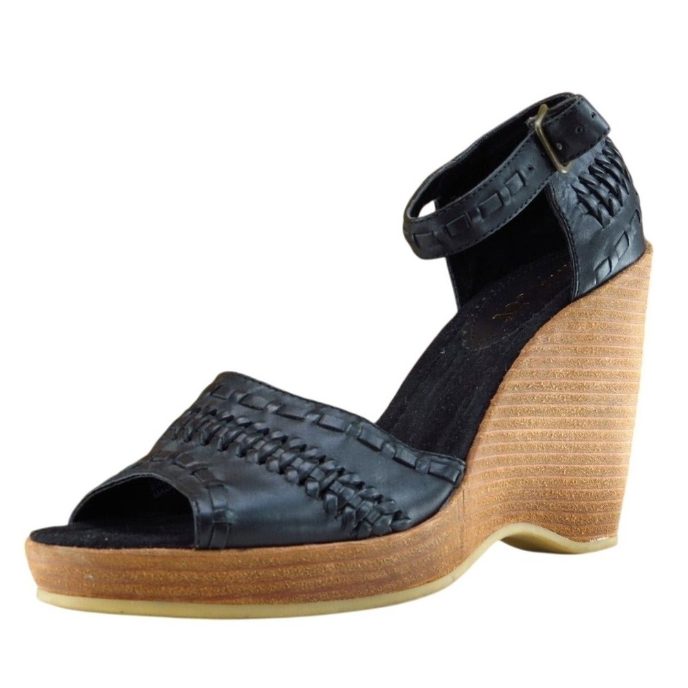 On Your Feet Women Size 8 M Black Leather‎ Ankle Strap Wedge Sandals Stylish